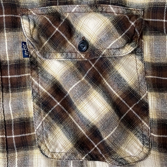 Levi's Long Sleeve Brown Plaid Lightweight Flannel Button Down Shirt Men's Small - Picture 7 of 11